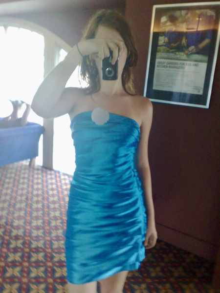 a woman in a blue dress taking a picture of herself 8 Ea

4
| ea Xe
og -
; idan Bae a
xe