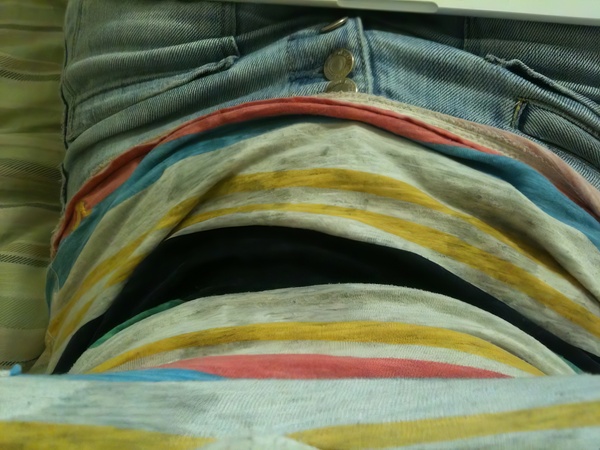 a person's legs with colorful striped jeans 5 v De
: . pang Yl Aba f
a | iF reso . x4
Hh Yih WU GLLLL u dj

te